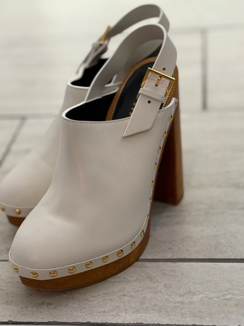 Tom Ford White Leather Platform Slingback Clogs | Gold Stud Trim | size 39.5 - Picture 8 of 13